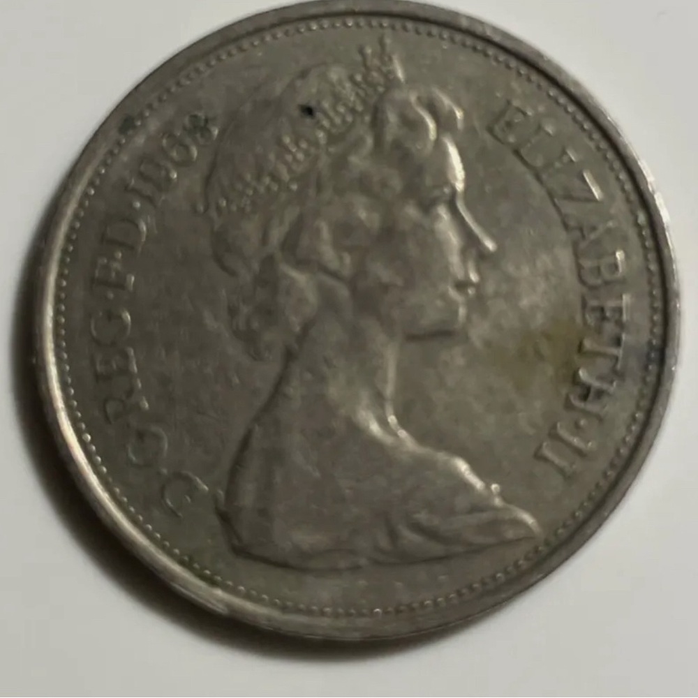 1968 Rare New Pence D-G RegFD Elizabeth 10 Uk Vintage Coin . - Picture 4 of 9